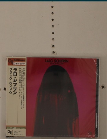 Black widow (special booklet)