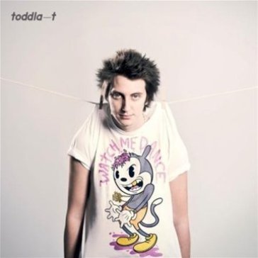 Toddla t-watch me dance