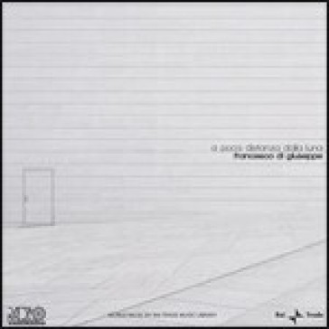 A poca distanza dalla luna