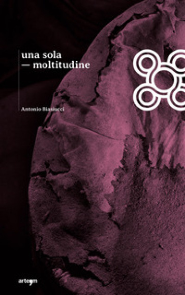 Una sola moltitudine