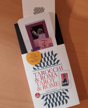 Tarocchi & Roma-Tarot & Rome. Con mazzo di carte
